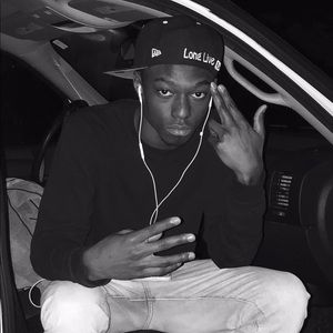 Meet your Posher, Les